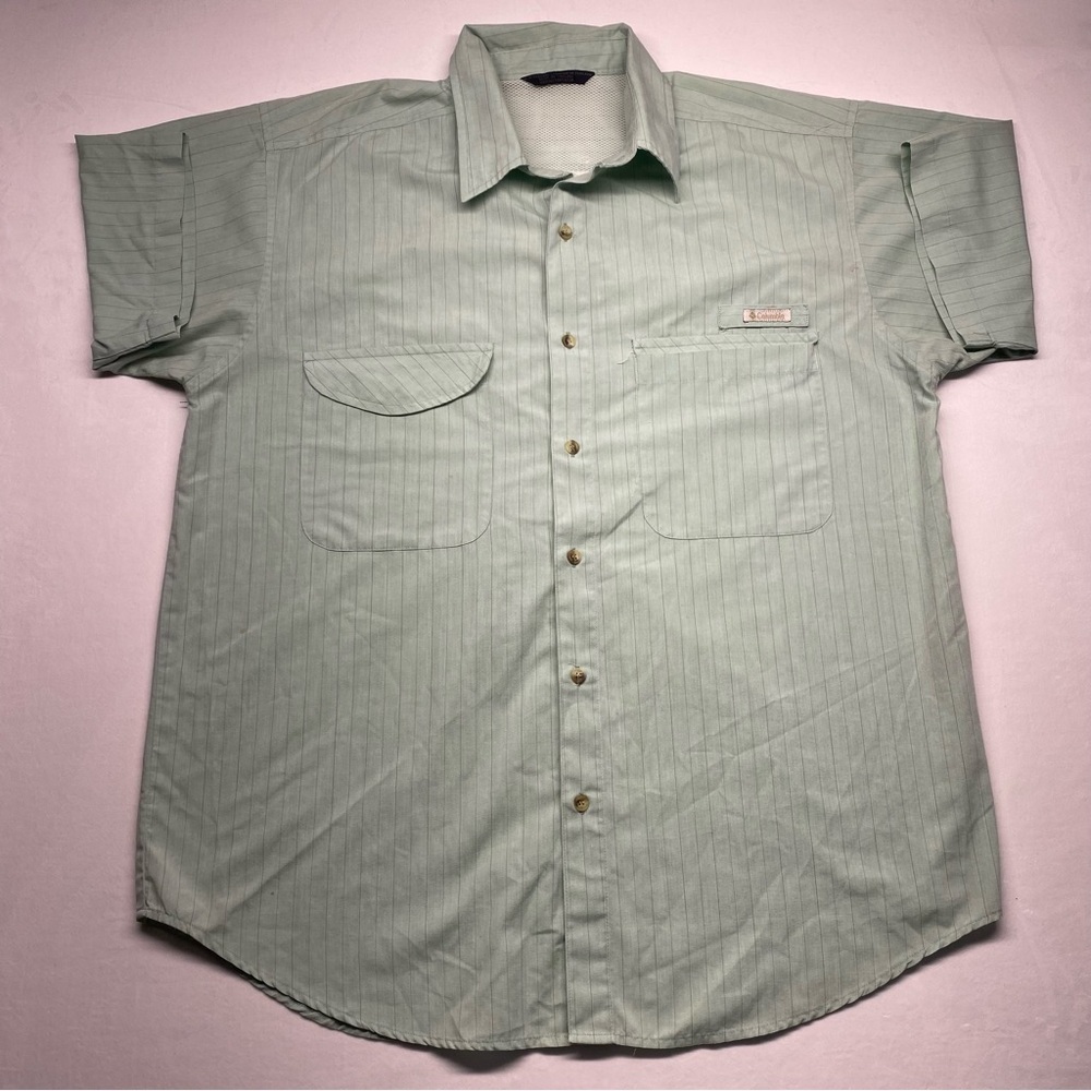 *FLAWED* Columbia Green Stripe Button Down Short Sleeve Shirt Men’s Size Large.